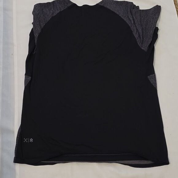 Men's stronger than one lululemon shirt size medium (missing, see measurements) - Picture 3 of 9